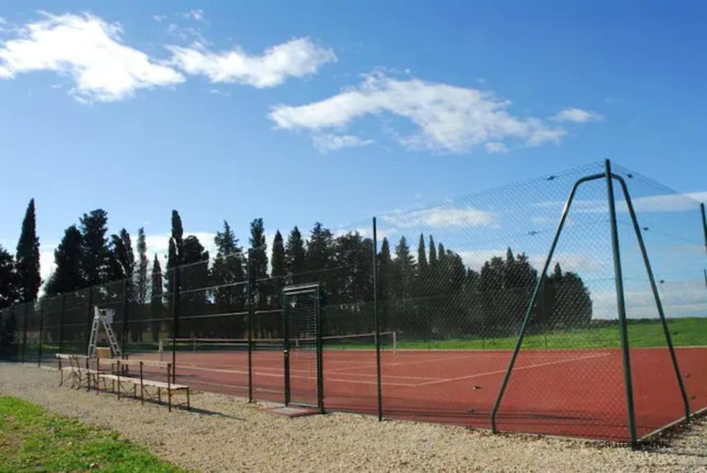 Tres Belle Rotonde Deco Boheme, Tennis, Parking Nimes Exterior photo